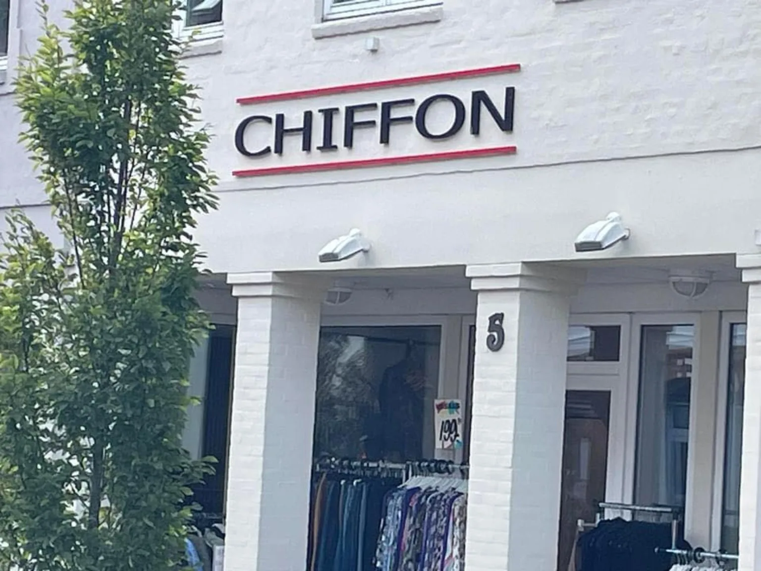 CHIFFON butik på Nørregade 5 i 9870 Sindal